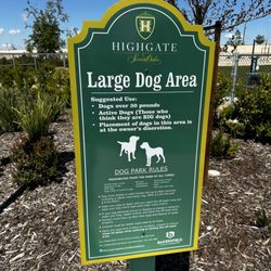 Highgate Dog Park - Large doggo rule sign