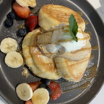 Hanabusa Cafe - Earl Grey and Sea Salt Caramel Pancake - Pancakes Near Me - Chicago, Illinois Hanabusa Cafe - Earl Grey and Sea Salt Caramel Pancake - Pancakes Near Me - Chicago, Illinois