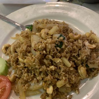 Bangkok Thai - Pineapple 24. Pineapple & Cashew fried rice - Thai Near Me - Lafayette, Louisiana