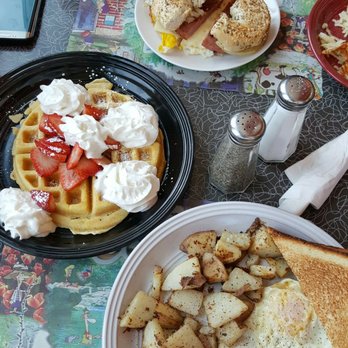 Aero Diner - Delicious breakfast. - Diners Near Me - North Windham, Connecticut