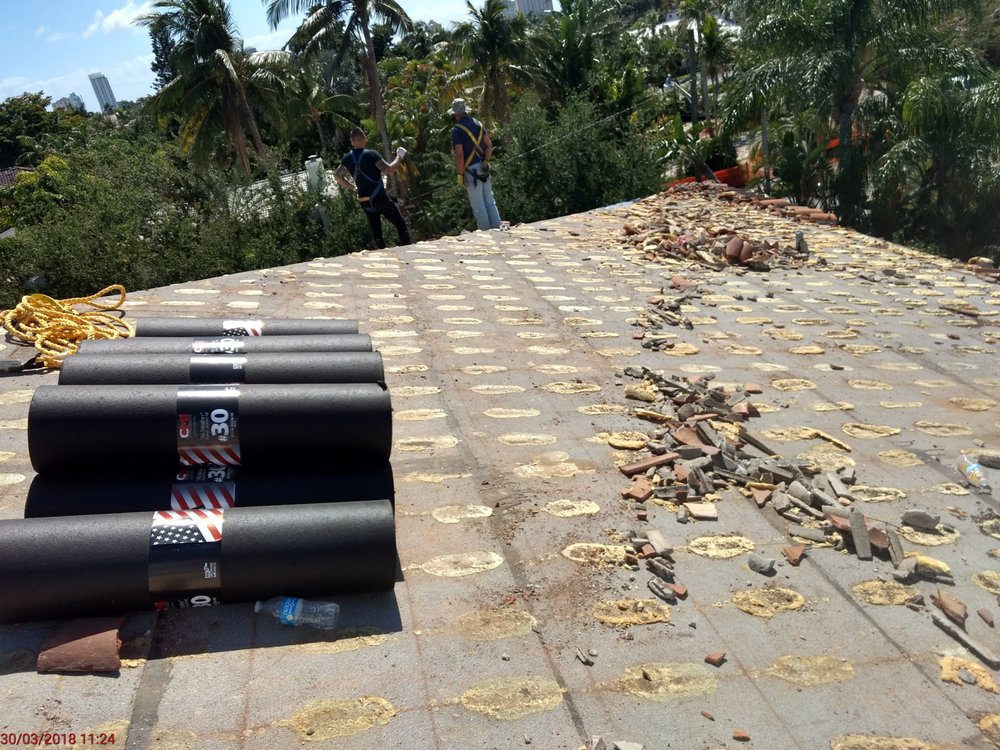 Slide of DLJ Roofing