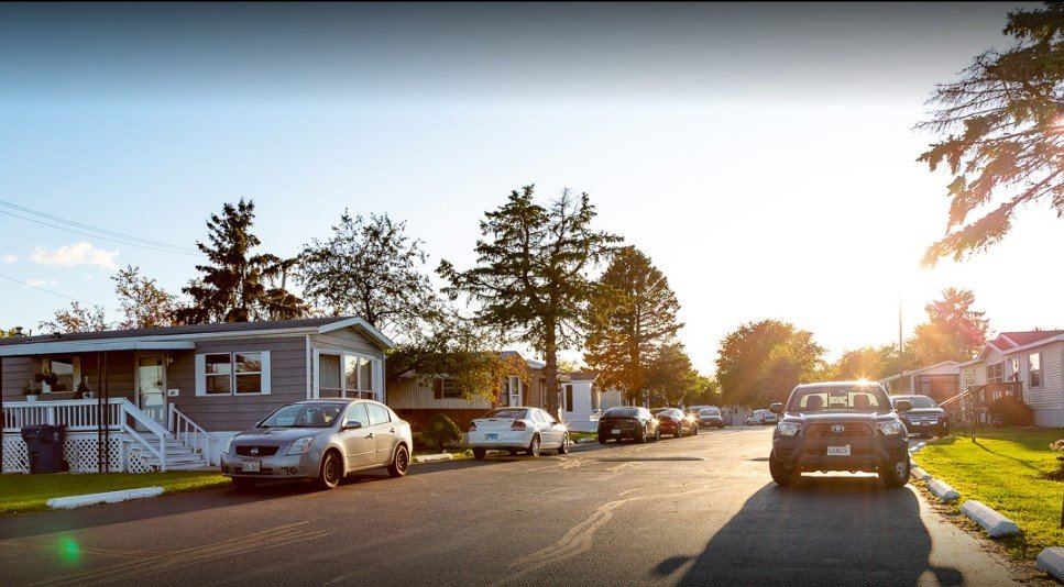 QUEENS ESTATES Updated September 2024 Request Consultation 1712 S