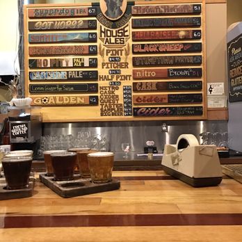 BrewCycle Portland - Lucky Labrador - Bar Crawl Near Me - Portland, Oregon