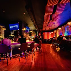Matthews Social House - Main bar