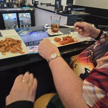 Seven Grill - Boneless wings - Sports Bars Near Me - Port Charlotte, Florida Seven Grill - Boneless wings - Sports Bars Near Me - Port Charlotte, Florida