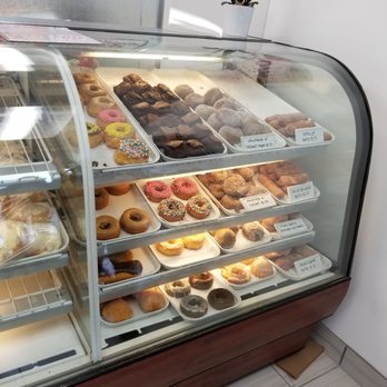 Starbread Bakery - Malasads, donuts, and seniorita bread! - Bakeries Near Me - Union City, California