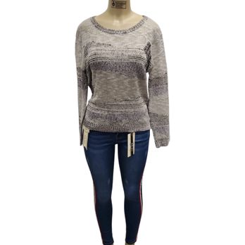 Charming Boutique - Grey Top - Women's Clothing Near Me - Westland, Michigan