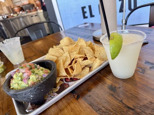 El Taco H by null