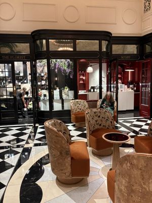 The River Restaurant by Gordon Ramsay by null