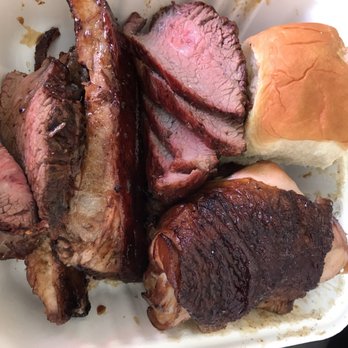 Copper Top BBQ - Sampler platter $18.99 - Barbeque Near Me - Big Pine, California Copper Top BBQ - Sampler platter $18.99 - Barbeque Near Me - Big Pine, California