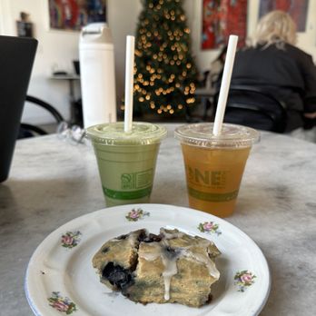 Honey Hill Cafe - Matcha, iced tea, blueberry scone - Cafes Near Me - Denver, Colorado