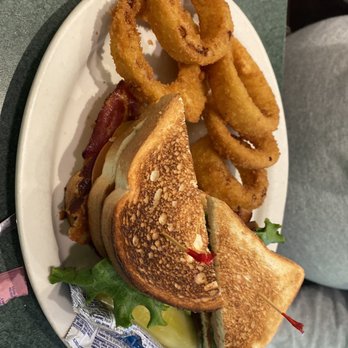 Metro Diner - American Near Me - Cape Coral, Florida Metro Diner - American Near Me - Cape Coral, Florida
