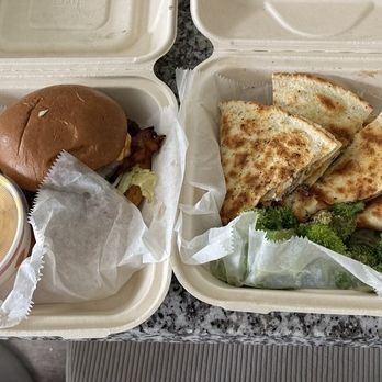 Brick and Porter - Chicken wrap with a side of chili. The Sassy burger with mac. Chicken cheese quesadilla with broccoli. Sweat potato waffle fries. - Pubs Near Me - Grand Rapids, Michigan