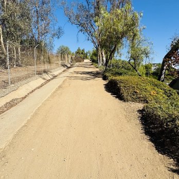Castlewood Trail - Hiking Near Me - Fullerton, California