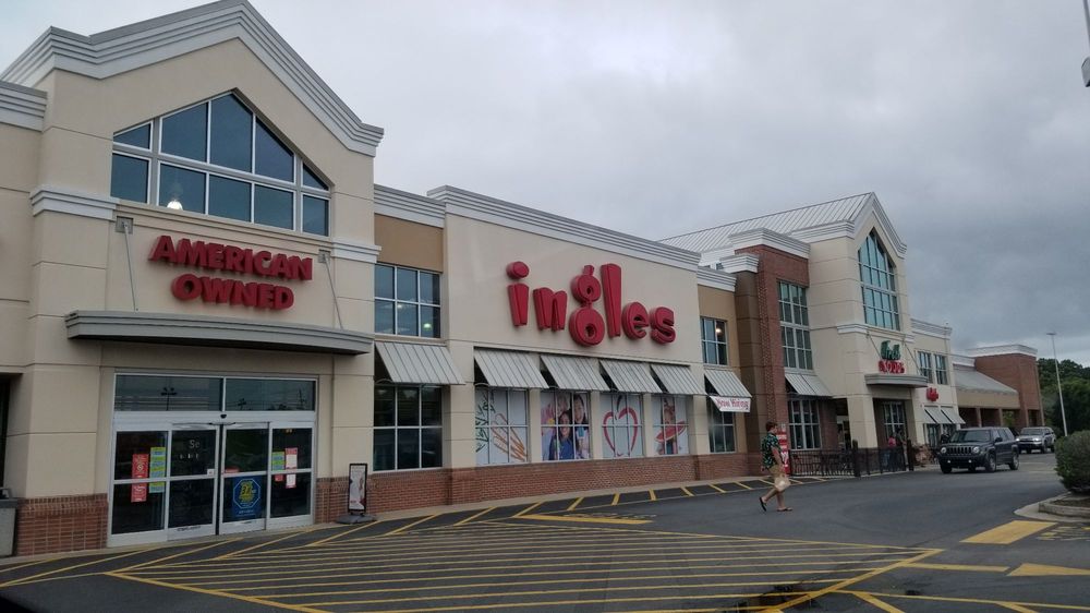 INGLES MARKETS Updated September 2024 199 E Louise St, Clarkesville
