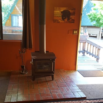 Cabins on Strawberry Hill - Inside fireplace to warm you up on winter nights! - Vacation Rentals Near Me - Strawberry, Arizona