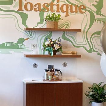 Toastique - Juice Bars & Smoothies Near Me - Wayzata, Minnesota Toastique - Juice Bars & Smoothies Near Me - Wayzata, Minnesota