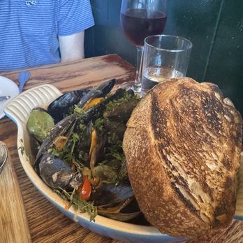 Le Bouchon - Mussels - French Near Me - Chicago, Illinois
