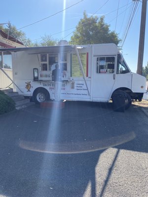 Tacos El Guero by null