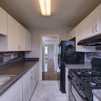 Riverhill Apartments - Apartments Near Me - Menands, New York Riverhill Apartments - Apartments Near Me - Menands, New York