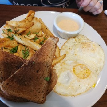Fat Stork - Eggs, toast, potato wedges - New American Near Me - Davie, Florida Fat Stork - Eggs, toast, potato wedges - New American Near Me - Davie, Florida