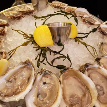 The Smith - Mussels - New American Near Me - Chicago, Illinois