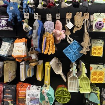 Fur & Feed - Pet Stores Near Me - Bakersfield, California Fur & Feed - Pet Stores Near Me - Bakersfield, California