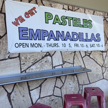 Wat Get Kitchen - Hours & small counter to sit at - Puerto Rican Near Me - Waipahu, Hawaii