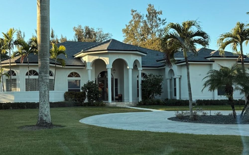 Slide of Dan The Shingle Man Roofing