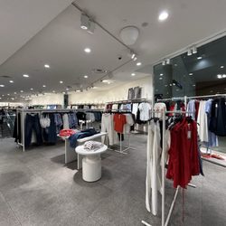 H&M