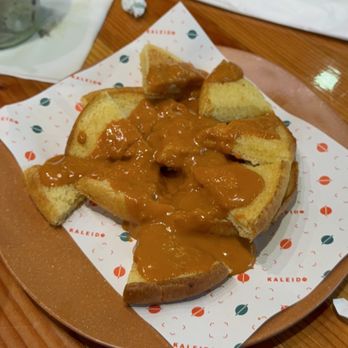 Kaleido Coffee - Toasted Bread w/ Thai Tea Custard - Coffee & Tea Near Me - Portland, Oregon