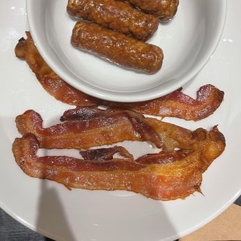 Hilltop Coffee and Kitchen - Crispy bacon and sausage - Coffee & Tea Near Me - Los Angeles, California Hilltop Coffee and Kitchen - Crispy bacon and sausage - Coffee & Tea Near Me - Los Angeles, California