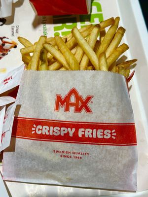 Max Burgers by null