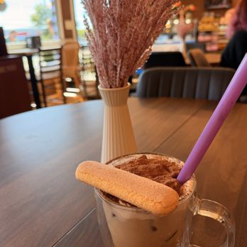 Bloom & Brew - Tiramisu latte - Coffee & Tea Near Me - Lake Grove, New York Bloom & Brew - Tiramisu latte - Coffee & Tea Near Me - Lake Grove, New York