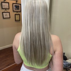 VP Salon - Theresa does the best blonde highlights