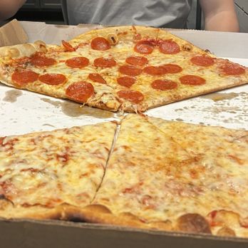 Pizza Shop - Pizza - Italian Near Me - Oxford, Mississippi Pizza Shop - Pizza - Italian Near Me - Oxford, Mississippi