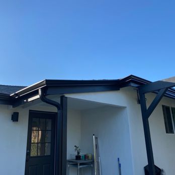 TONY'S RAIN GUTTERS - Black seamless aluminum around the whole house in a day! Needed to lower the pergola about 5-6 inches. - Gutter Services Near Me TONY'S RAIN GUTTERS - Black seamless aluminum around the whole house in a day! Needed to lower the pergola about 5-6 inches. - Gutter Services Near Me