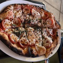 Sugar Wood Fired Bistro - Pepperoni pizza