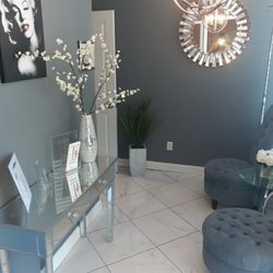 The Hydro Bar - Waiting room
