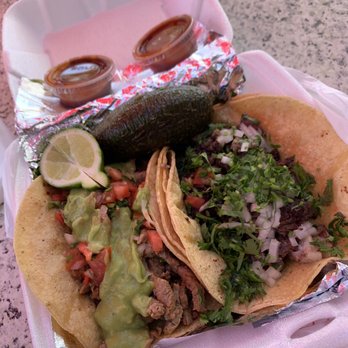 Mexico Viejo - (L) Taco de carne asada (R) Taco de Cabeza - Mexican Near Me - Vista, California Mexico Viejo - (L) Taco de carne asada (R) Taco de Cabeza - Mexican Near Me - Vista, California