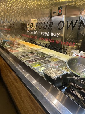 Luna Pizzeria by null