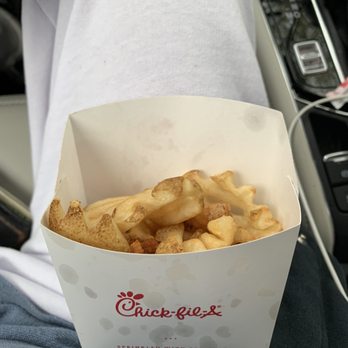 Chick-fil-A - Soggy fries with no salt or ketchup - Fast Food Near Me - Manchester, Connecticut