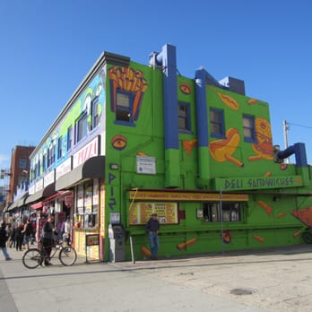 Venice Beach Boardwalk - Building art. - Beaches Near Me - Venice, California Venice Beach Boardwalk - Building art. - Beaches Near Me - Venice, California