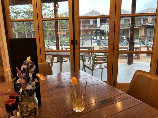 The Midnight Shift Restaurant & Bar by null