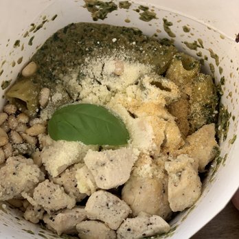 Dal Moro's Fresh Pasta To Go - Chicken pesto - Italian Near Me - Ottawa, Ontario Dal Moro's Fresh Pasta To Go - Chicken pesto - Italian Near Me - Ottawa, Ontario