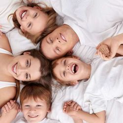 Executive Royal Inn - Guestroom Family