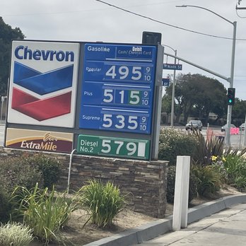 Chevron - Advertising a different price here and at pumps more . Not ok - Gas Stations Near Me - Oxnard, California Chevron - Advertising a different price here and at pumps more . Not ok - Gas Stations Near Me - Oxnard, California