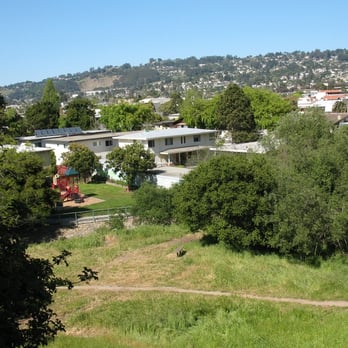 Albany Hill Park - Looking NE from partway up - Hiking Near Me - Albany, California Albany Hill Park - Looking NE from partway up - Hiking Near Me - Albany, California