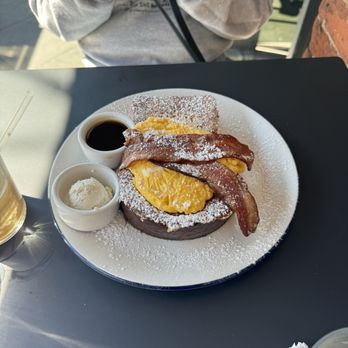 Interstellar - French Toast - Coffee & Tea Near Me - Santa Monica, California