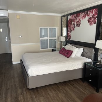 Ascot Suites - Hotels Near Me - Morro Bay, California Ascot Suites - Hotels Near Me - Morro Bay, California